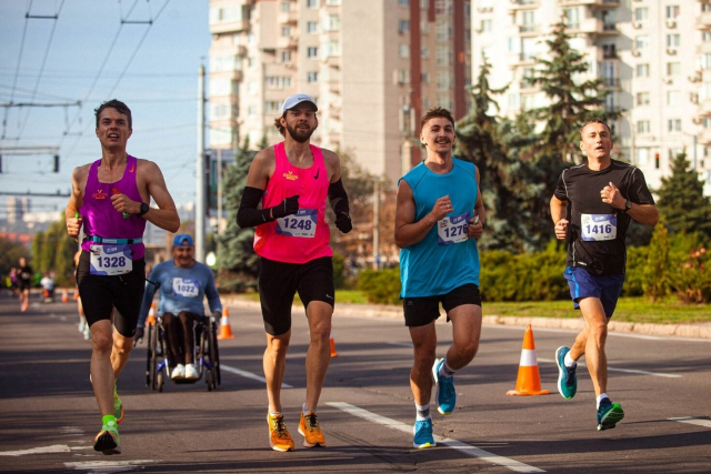 Suspendarea traficului rutier pe bd. Ștefan cel Mare și Sfânt, în legătură cu desfășurarea competiției sportive „Legal Half Marathon Chișinău”